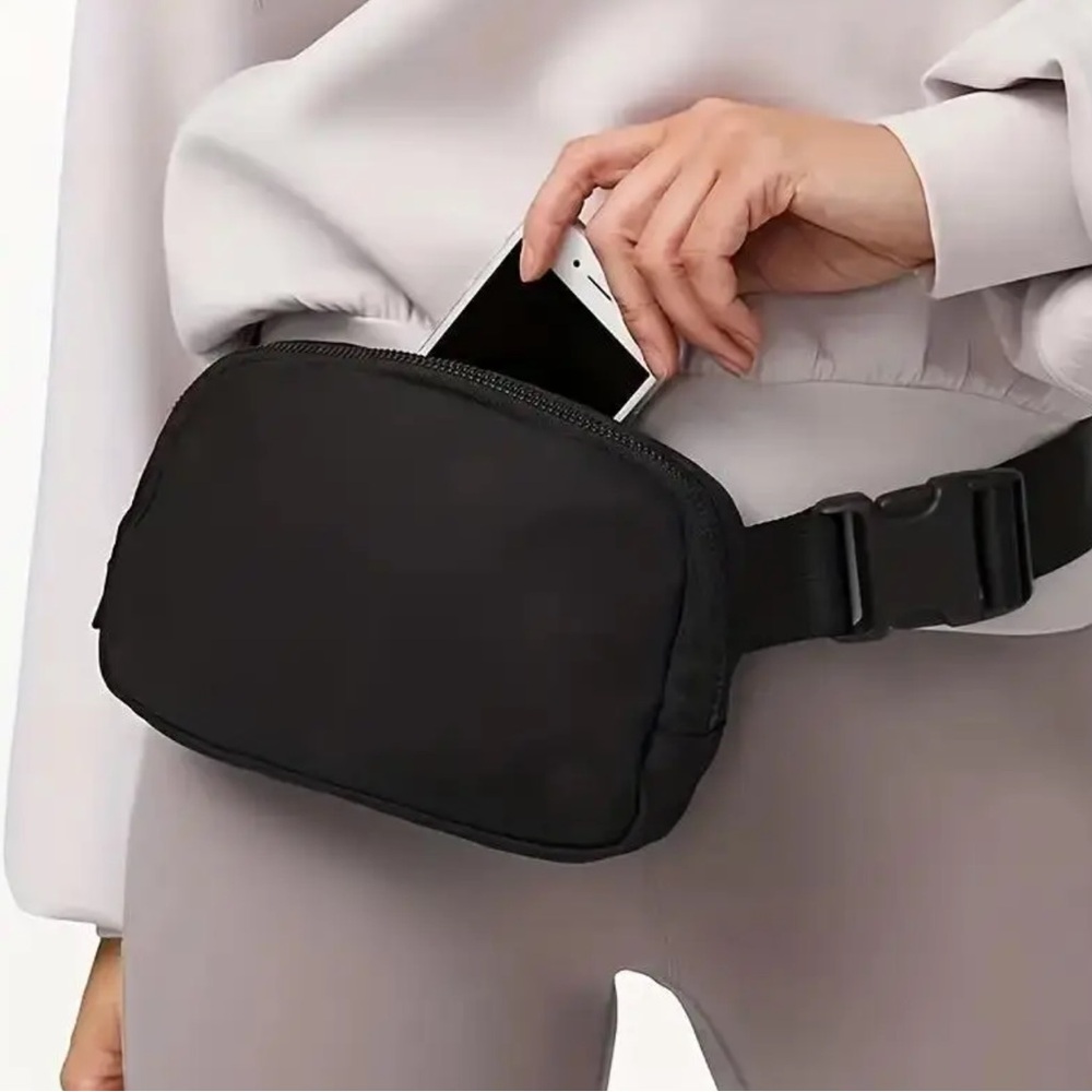 NEW|Women’s Lightweight Nylon Adjustable Belt Bag Travel,Running, Errands - Picture 4 of 8